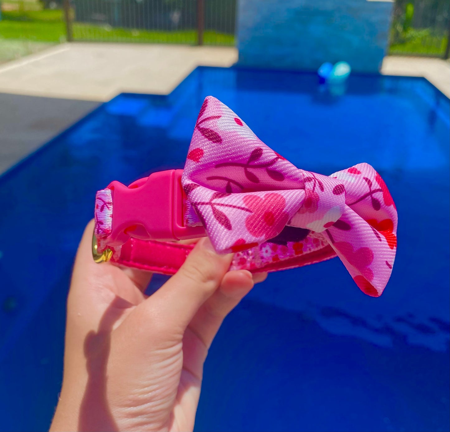 "Strawberry Sundays" Tiffany Bowtie
