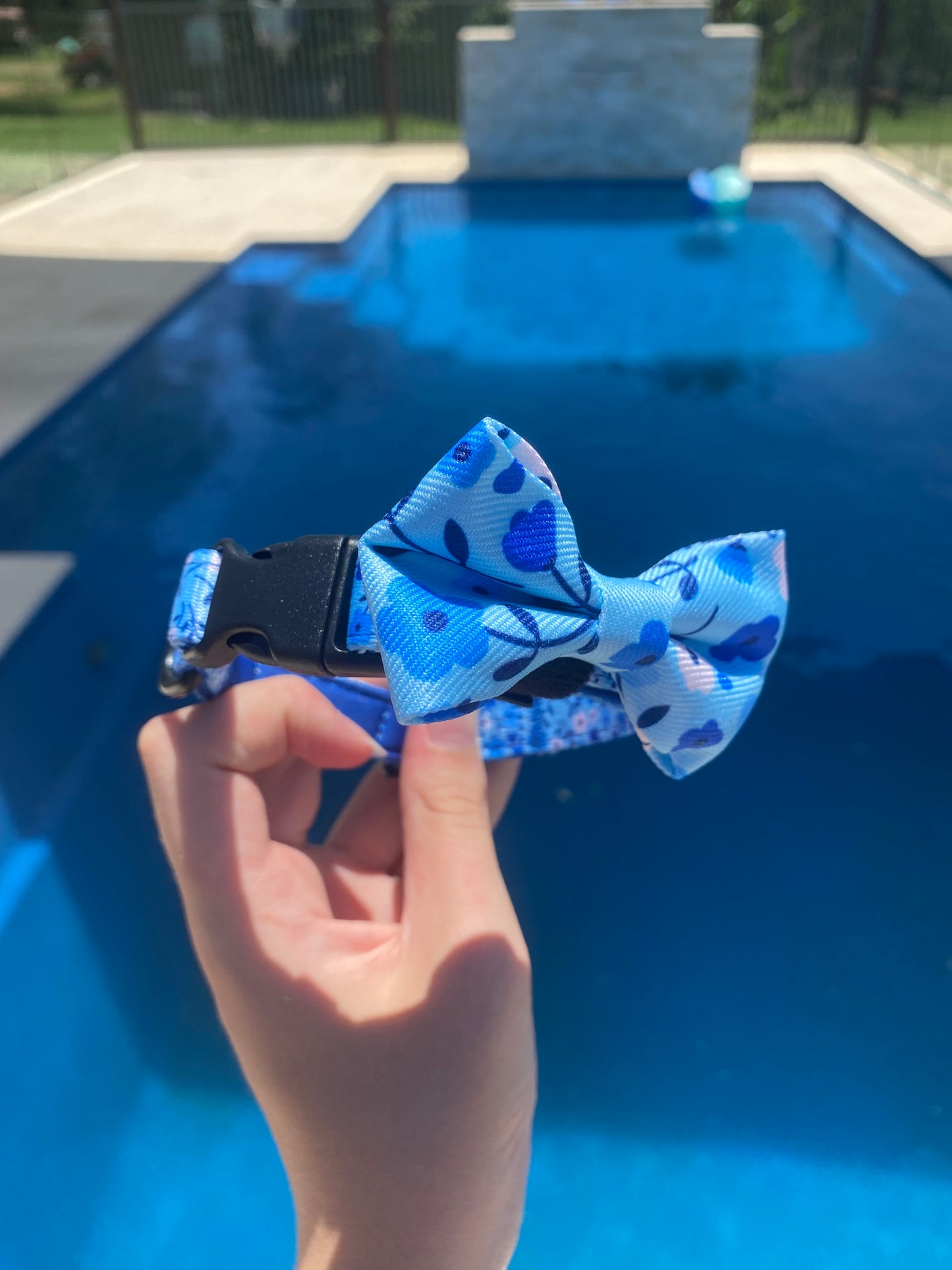 "Blueberry Bloom" Tiffany Bowtie